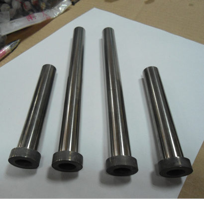 DIN16756 पतली दीवार बेदखलदार आस्तीन इंजेक्शन मोल्डिंग 1.2067 ASTM SKH51